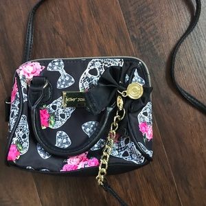 Betsy Johnson Skull Print Crossbody Purse
